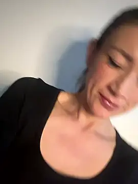 Yulia sx online show from February 21, 2025, 1:44 am