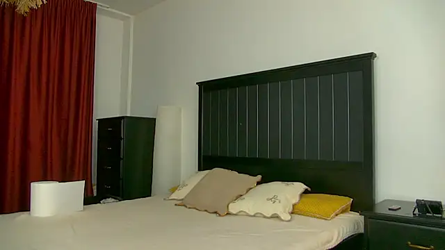 Yanira Muslim online show from April 4, 2026, 3:57 am