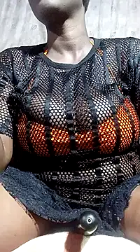 Snapshot of Mtsepara chatting on February 19, 2025, 11:46 pm Mtsepara online show from February 19, 2025, 11:46 pm