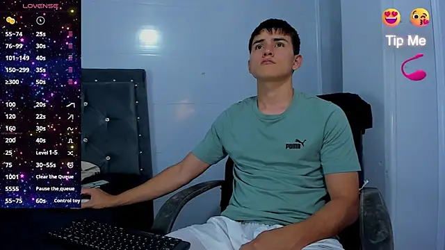 Jacobb Lee online show from November 14, 2025, 9:07 pm