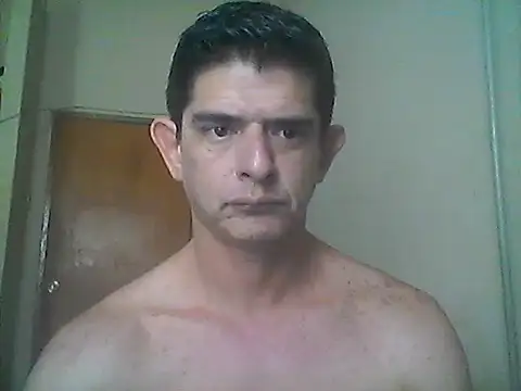 Snapshot of Marobronco chatting on September 12, 2025, 4:07 pm Marobronco online show from September 12, 2025, 4:07 pm