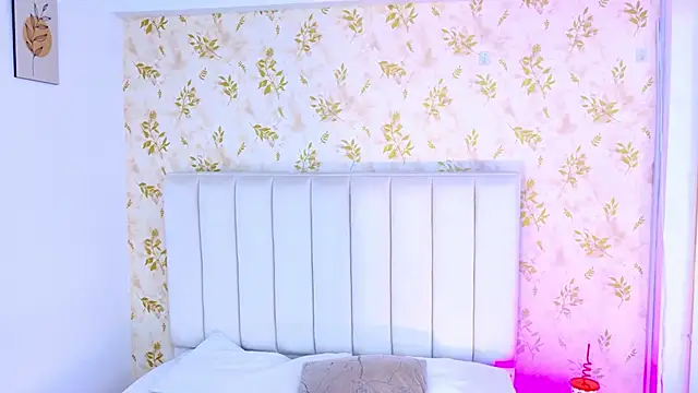 Sara Desire online show from January 13, 2026, 12:42 pm