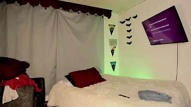 Teo skinny online show from April 17, 2026, 12:35 am