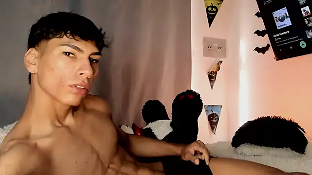 Teo skinny online show from May 21, 2026, 1:19 pm