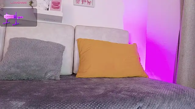 Malka Burning online show from April 17, 2026, 8:11 pm