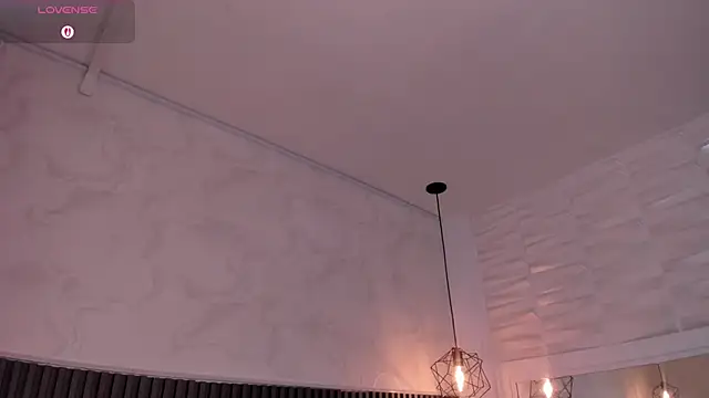 SOPHICARTERS online show from October 29, 2025, 12:37 pm