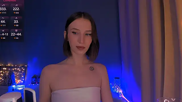 ellaamber online show from January 16, 2025, 2:41 am