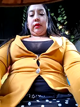 Bella keny online show from November 21, 2025, 6:29 pm