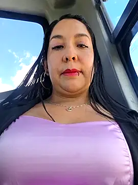 Snapshot of Bella_keny chatting on July 6, 2026, 3:03 pm Bella keny online show from July 6, 2026, 3:03 pm