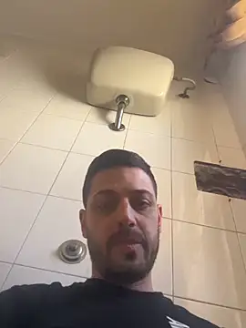 iltoscano95 online show from April 25, 2026, 1:25 pm