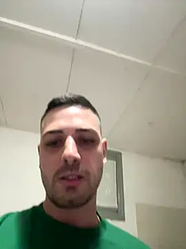 iltoscano95 online show from September 27, 2025, 8:26 pm