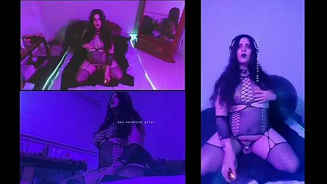 Snapshot of kinkstar5 chatting on February 12, 2025, 8:27 am kinkstar5 online show from February 12, 2025, 8:27 am