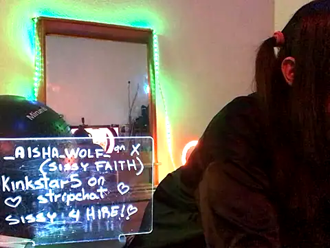 Snapshot of kinkstar5 chatting on November 17, 2025, 7:23 am kinkstar5 online show from November 17, 2025, 7:23 am