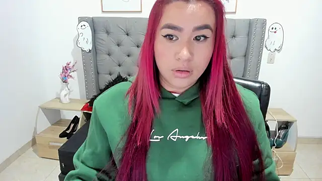 EmaGw online show from January 7, 2026, 9:31 pm