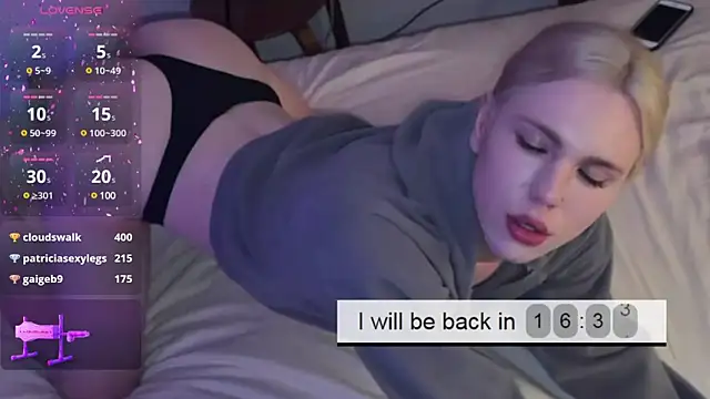 DanielPaige  online show from February 11, 2025, 6:55 pm