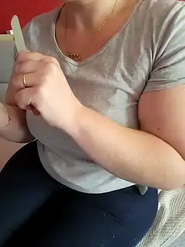 Snapshot of cruellaculdenfer67 chatting on October 29, 2025, 9:41 am cruellaculdenfer67 online show from October 29, 2025, 9:41 am