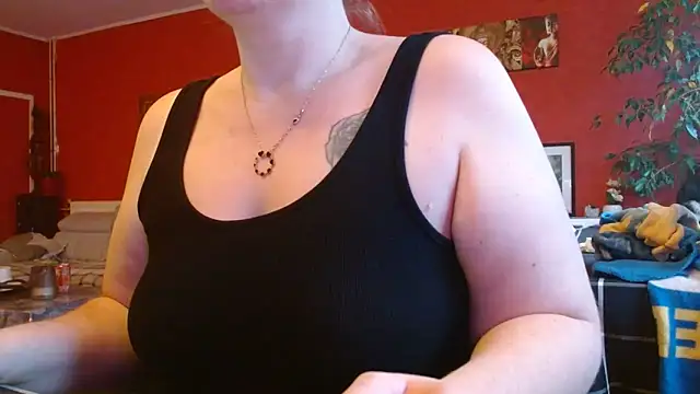 cruellaculdenfer67 online show from November 28, 2025, 8:14 am