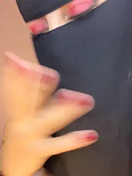 Snapshot of Jumanaa chatting on December 3, 2025, 8:19 pm Jumanaa online show from December 3, 2025, 8:19 pm