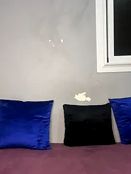 Snapshot of Jumanaa chatting on October 18, 2025, 8:22 pm Jumanaa online show from October 18, 2025, 8:22 pm