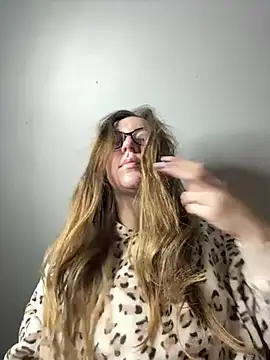 ur pleasure  online show from January 22, 2025, 8:28 pm