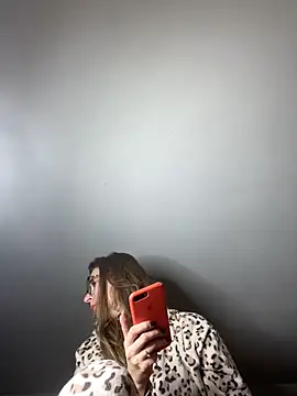 ur pleasure  online show from December 28, 2024, 7:54 pm