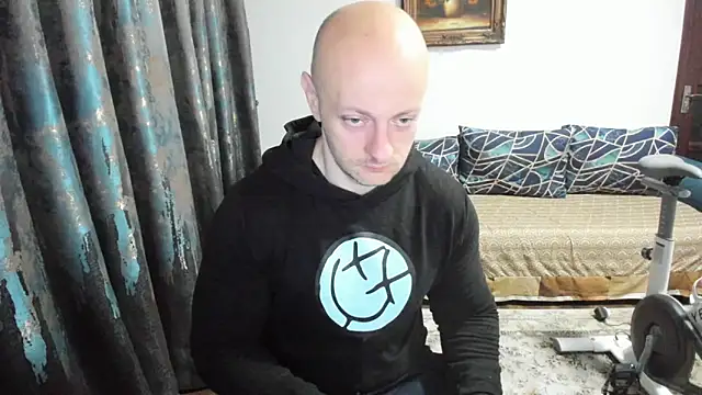 xxxWildxThoughtsxxx online show from October 12, 2025, 9:38 pm