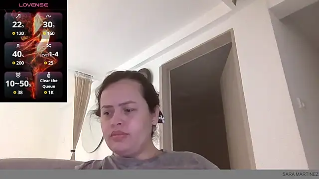 Snapshot of saramartinez1000 chatting on November 14, 2025, 2:43 pm saramartinez1000 online show from November 14, 2025, 2:43 pm