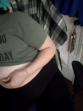 velvetta  online show from March 14, 2025, 3:48 am