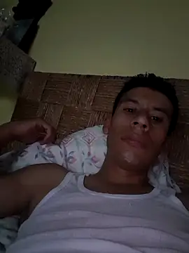 josehot151515 online show from September 12, 2025, 5:51 am