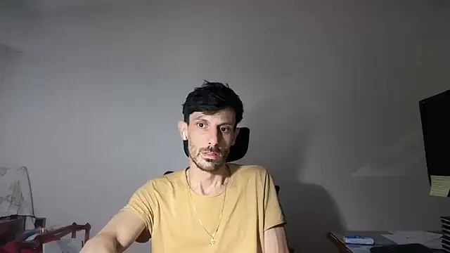 nicolaaaaas online show from December 16, 2025, 6:12 pm