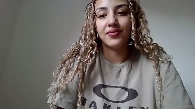 mineiraaprivacy online show from January 17, 2025, 7:38 pm