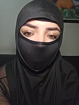 Uzra hayed online show from November 23, 2025, 4:44 am