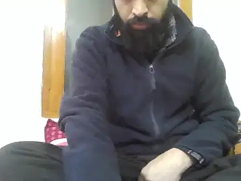 Snapshot of mainhoondon98 chatting on March 3, 2025, 8:30 am mainhoondon98 online show from March 3, 2025, 8:30 am