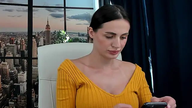 Jelisse Jones online show from September 28, 2025, 12:45 pm