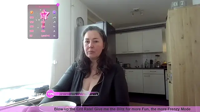 Snapshot of MilfGina chatting on November 7, 2025, 9:03 am MilfGina online show from November 7, 2025, 9:03 am