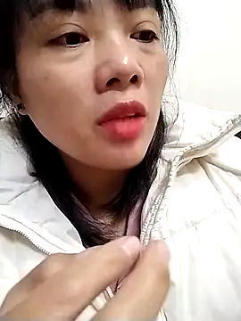 Lady-big91 online show from November 5, 2025, 1:58 pm