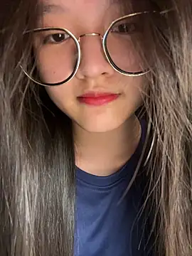 Krixxi22 online show from December 19, 2025, 6:10 pm