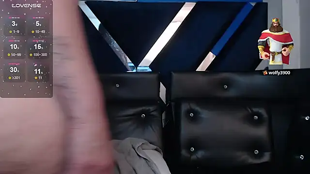 maissa-luvv online show from April 15, 2026, 7:58 pm