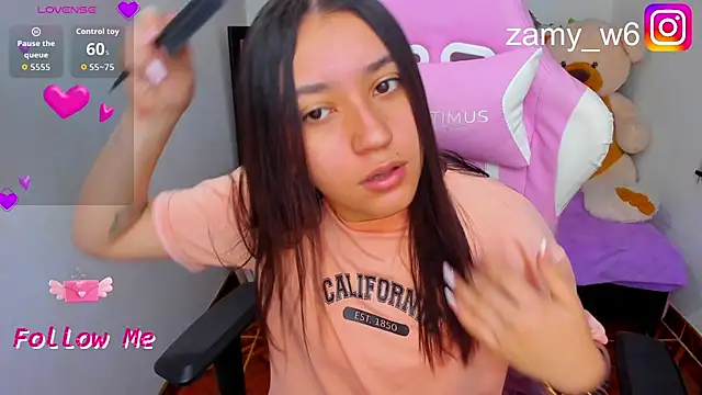 karla cute01 online show from December 5, 2025, 5:50 am