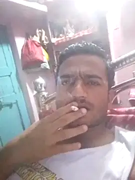 hotAnshika online show from July 5, 2026, 7:26 am