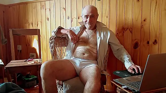 papifacu online show from November 15, 2025, 12:53 pm