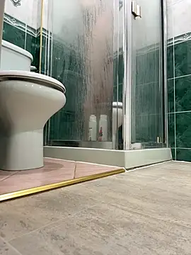 JjjjjjH99999 online show from March 5, 2025, 6:12 am