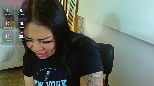 martinna tay online show from April 10, 2026, 3:02 am