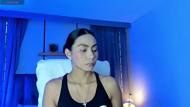 Snapshot of nichole_bree_ chatting on February 20, 2025, 12:04 pm nichole bree online show from February 20, 2025, 12:04 pm