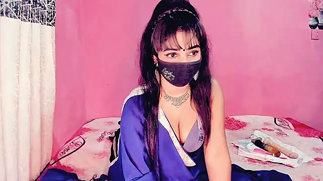 Snapshot of Lexi_Lore_X chatting on May 9, 2026, 5:49 pm Lexi Lore X online show from May 9, 2026, 5:49 pm