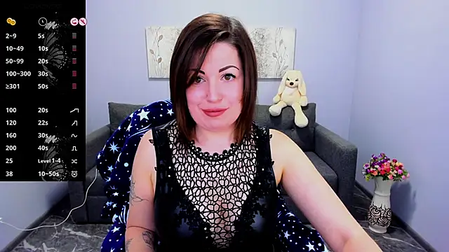 Emily Midlton online show from October 11, 2025, 7:20 am