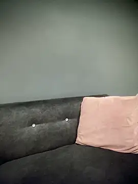 Berry Bans online show from March 31, 2026, 11:07 pm