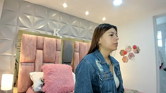 Charlotte Ice1 online show from January 18, 2026, 5:05 pm