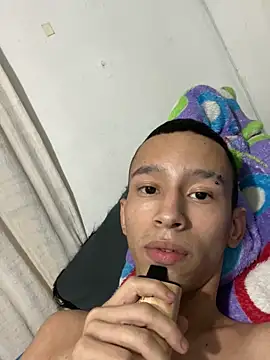 Snapshot of Smith_maicol chatting on December 2, 2024, 4:59 am Smith maicol online show from December 2, 2024, 4:59 am