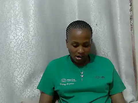 Snapshot of tinabestdoll chatting on October 11, 2025, 3:13 pm tinabestdoll online show from October 11, 2025, 3:13 pm